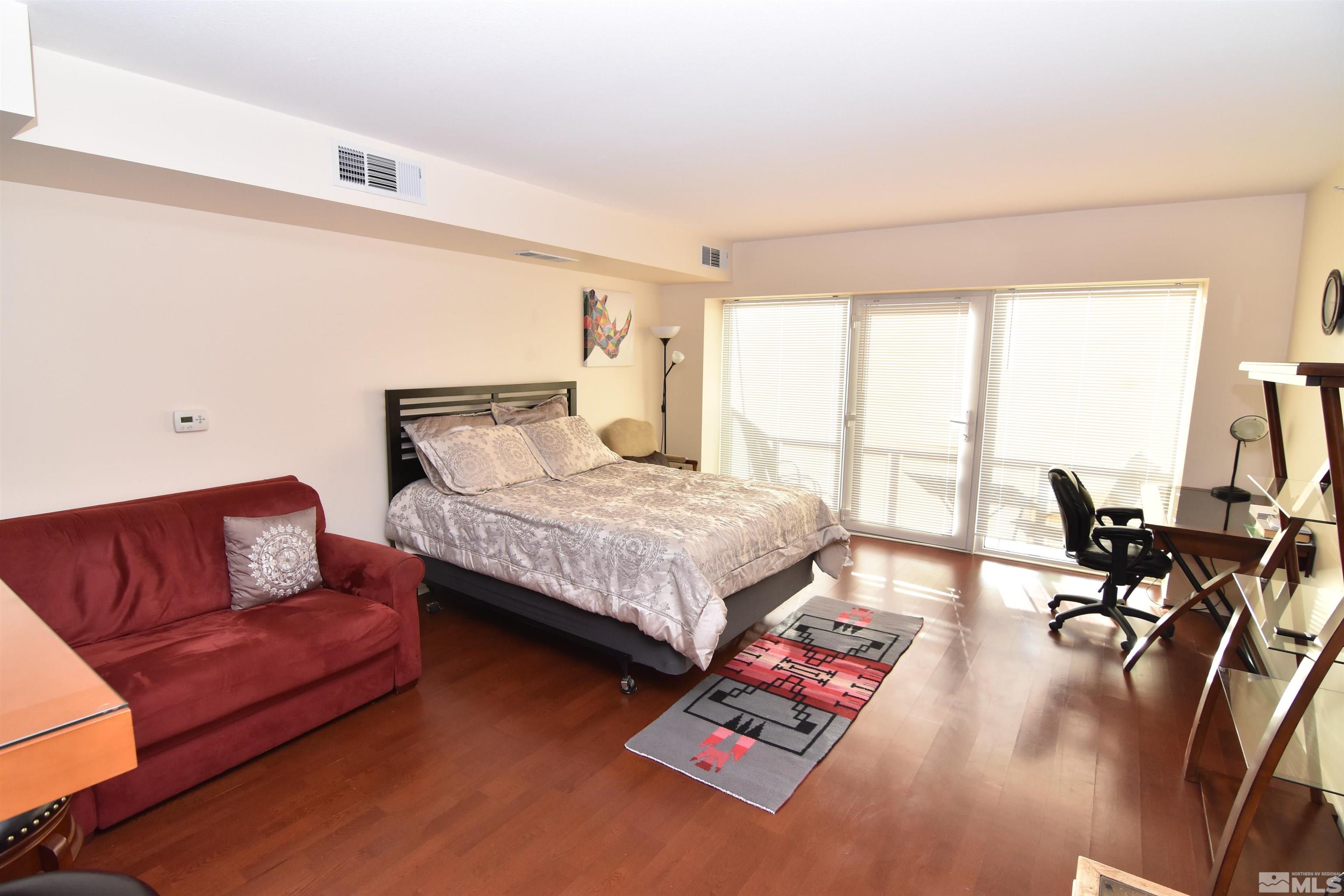 255 N Sierra Street, 2002