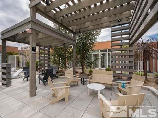 255 N Sierra Street, 2002