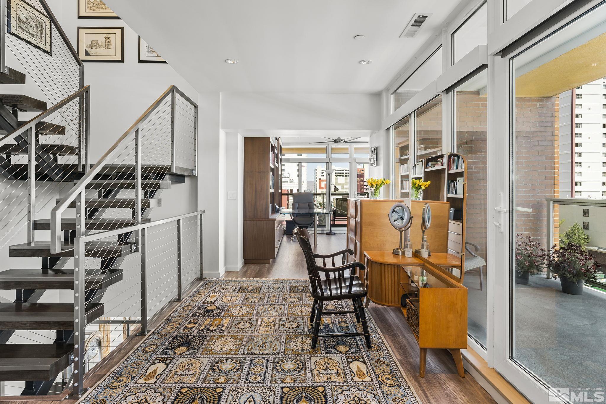 255 N Sierra Street, 404