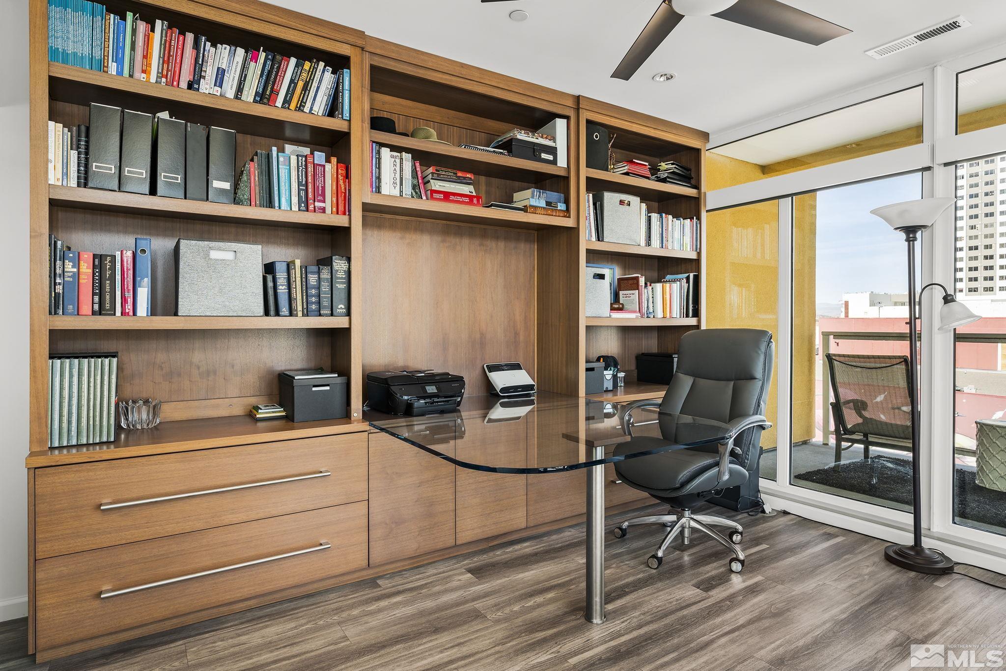 255 N Sierra Street, 404