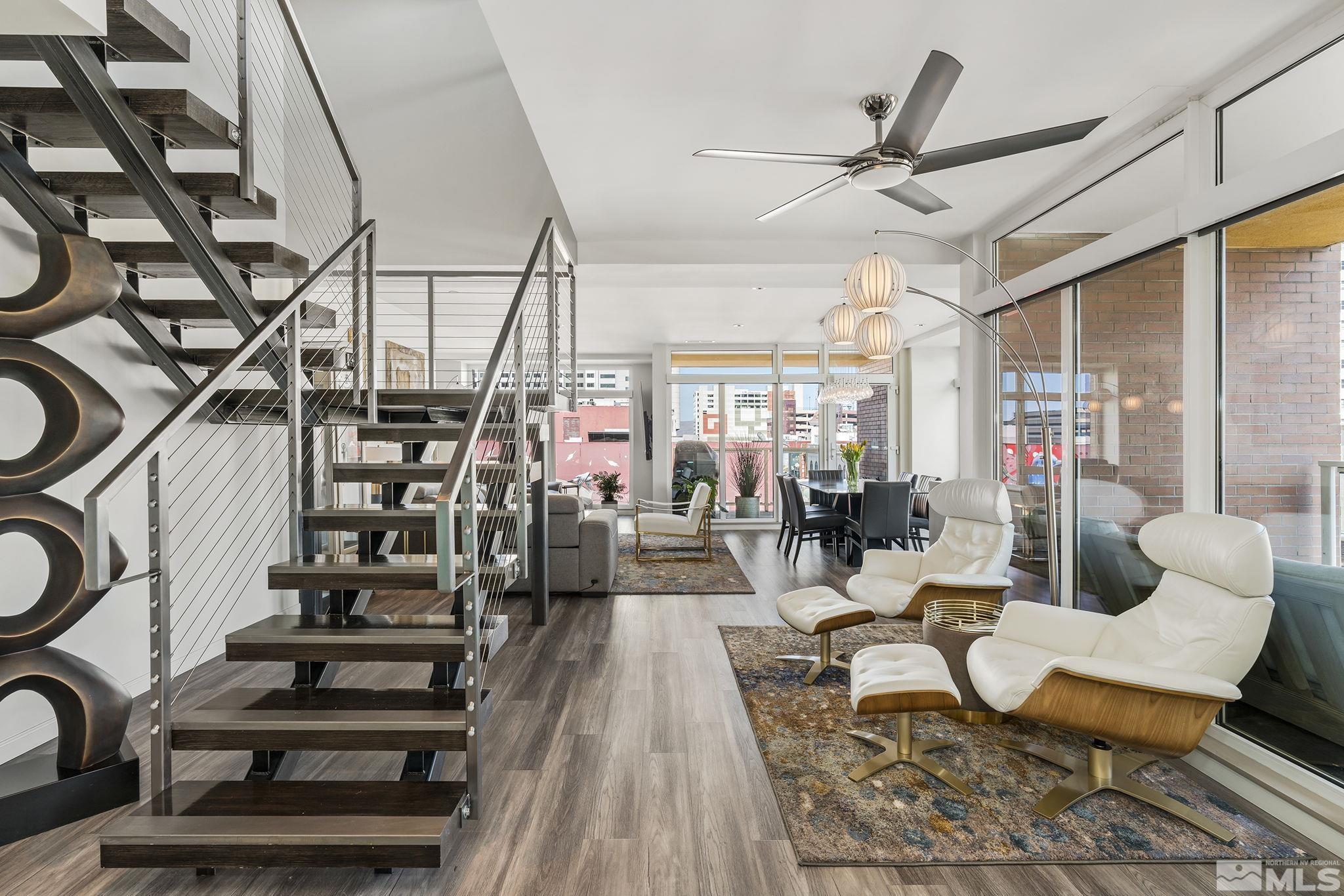 255 N Sierra Street, 404