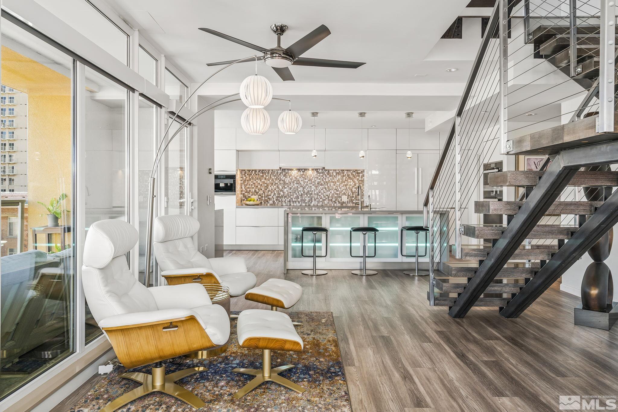 255 N Sierra Street, 404