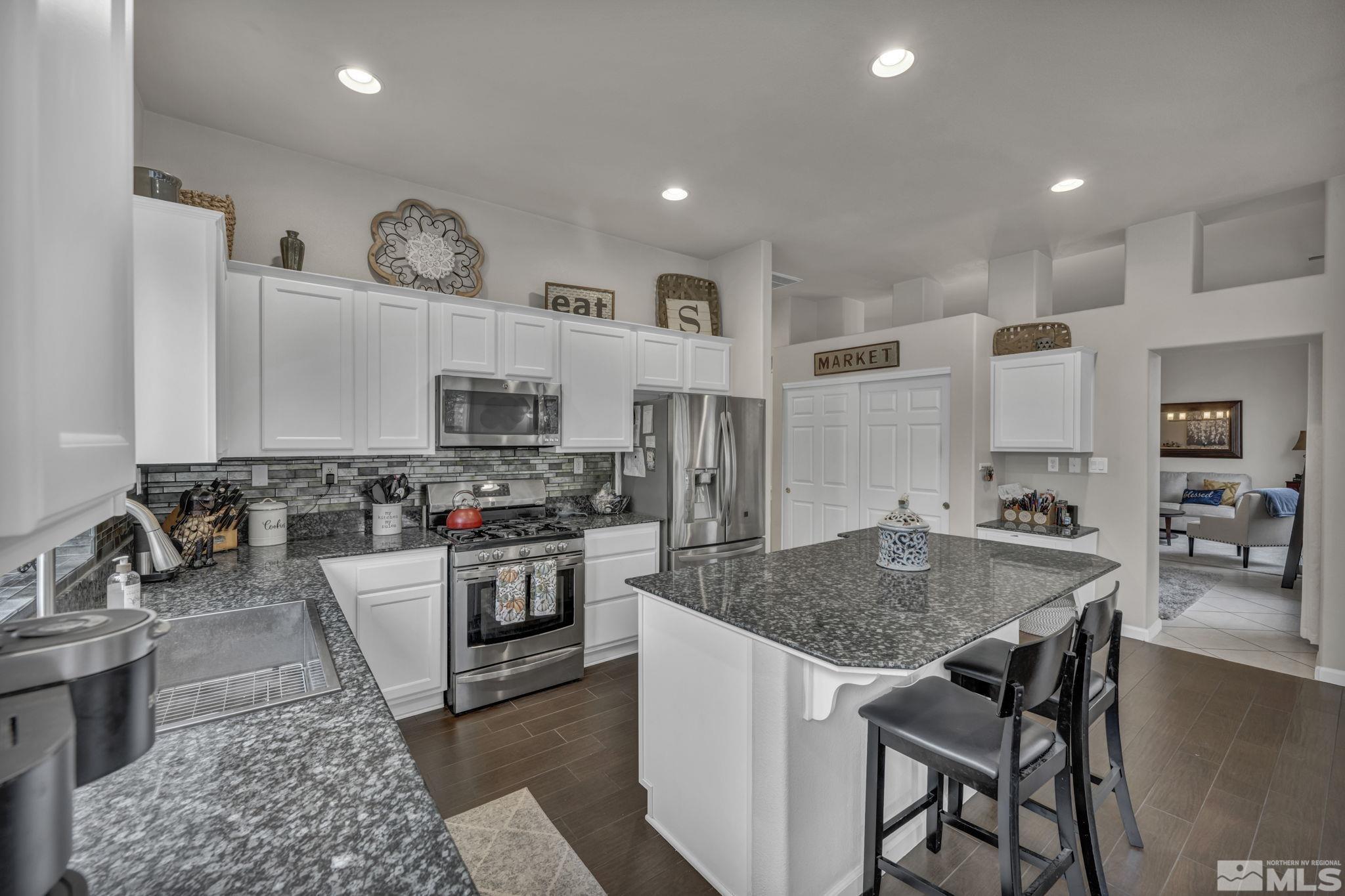 9698 Shadowstone Way