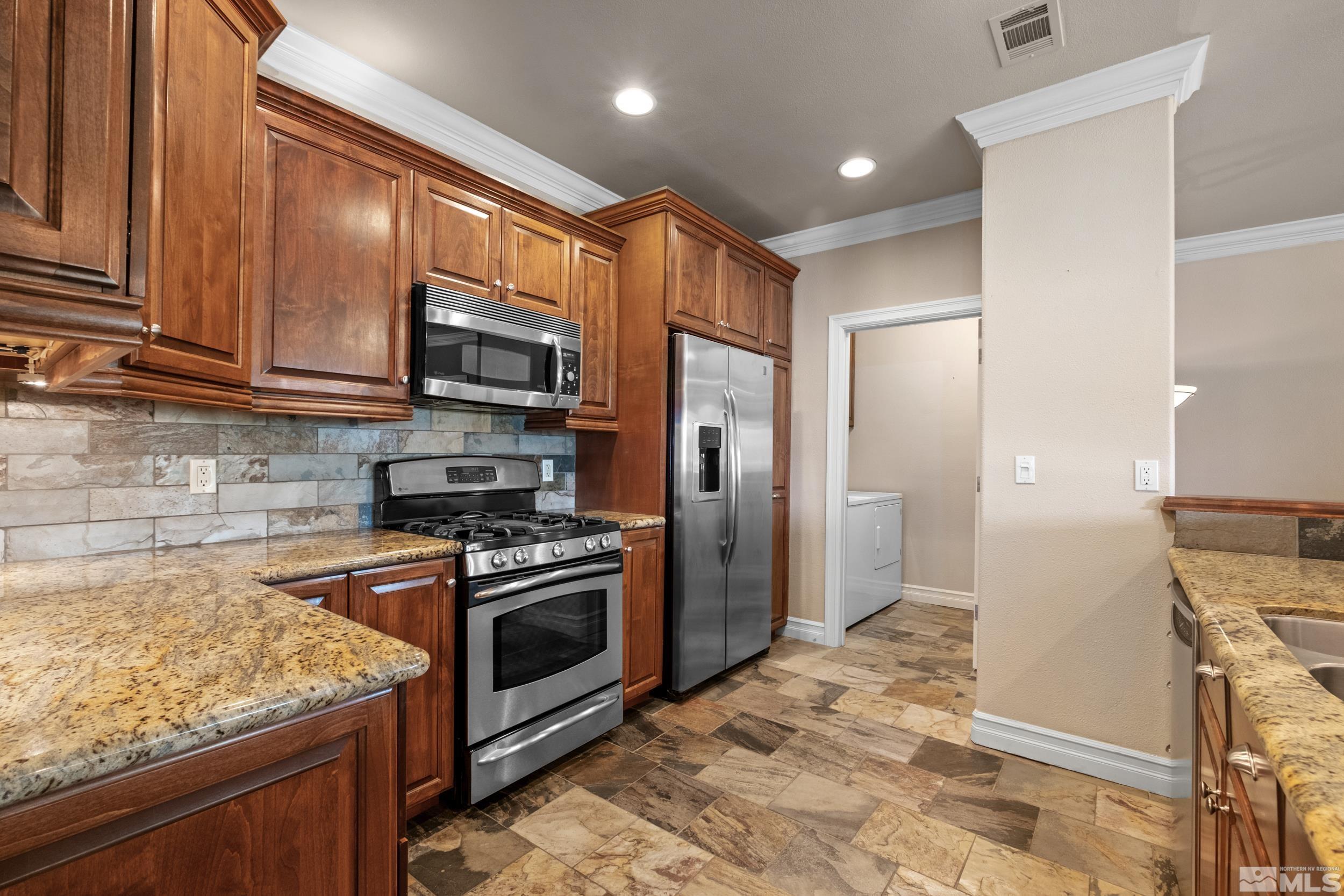 900 S Meadows Parkway, #5421