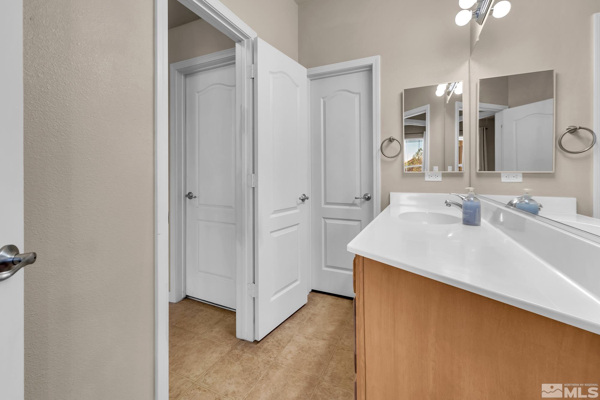 17000 Wedge PKWY Unit: 1722