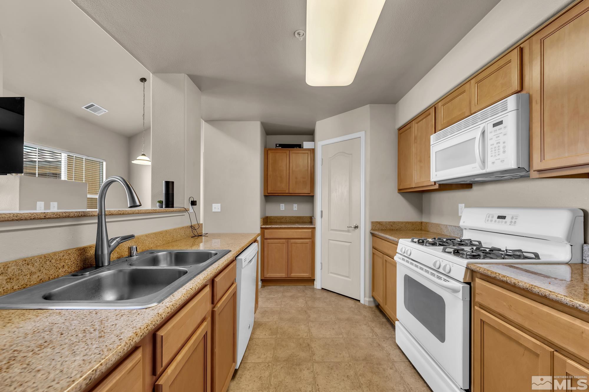 17000 Wedge PKWY Unit: 1722