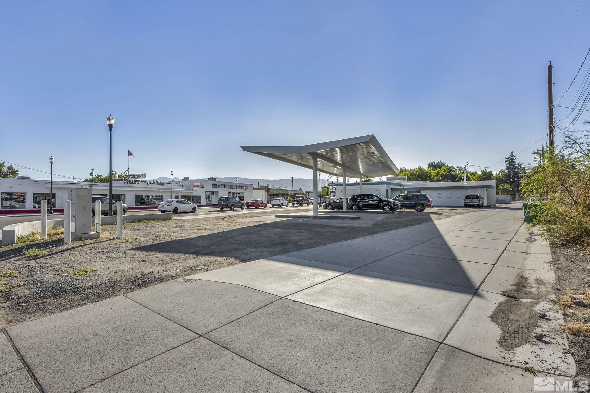 1640 & 1600 Prater Way