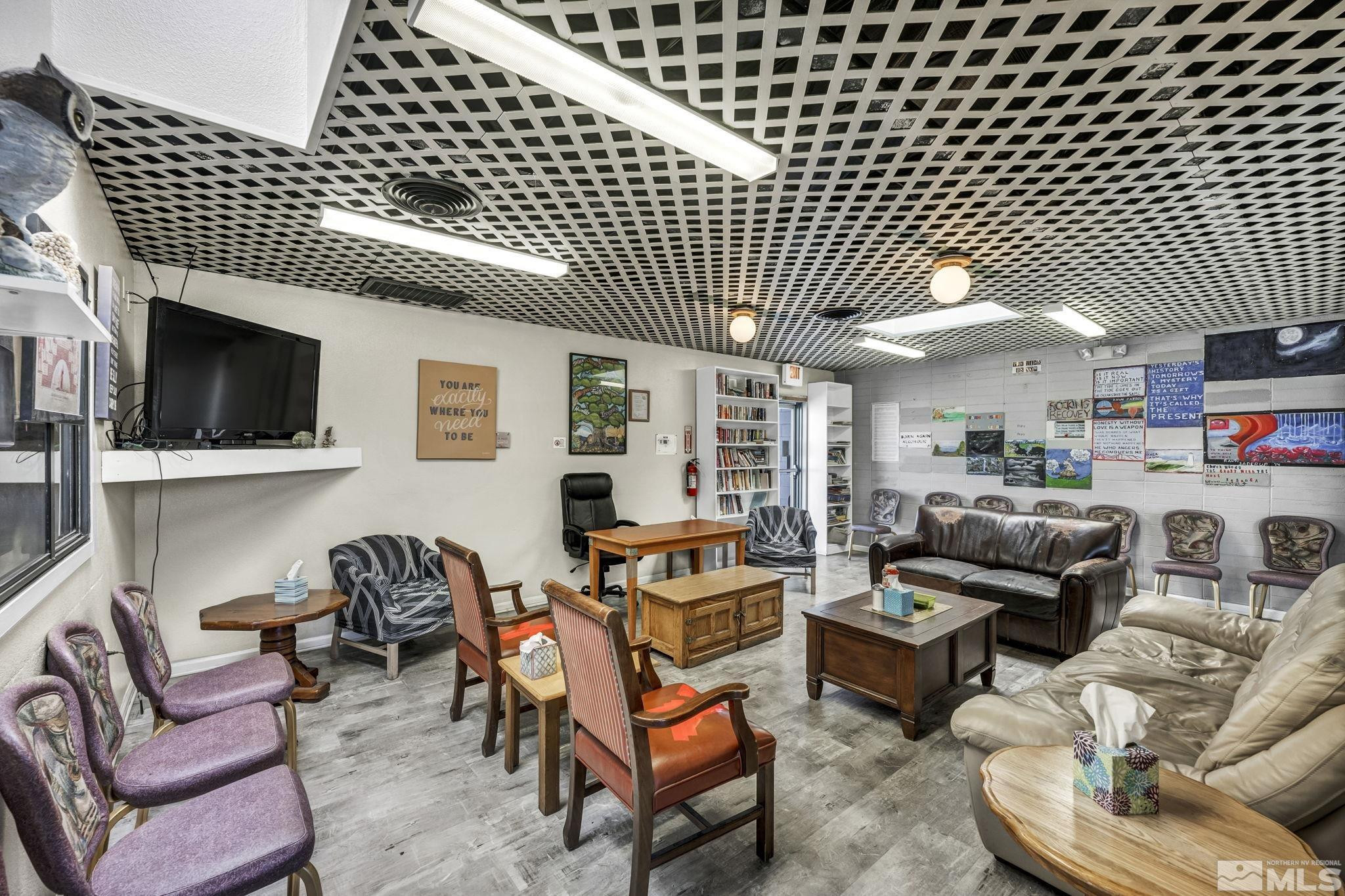 1640 & 1600 Prater Way