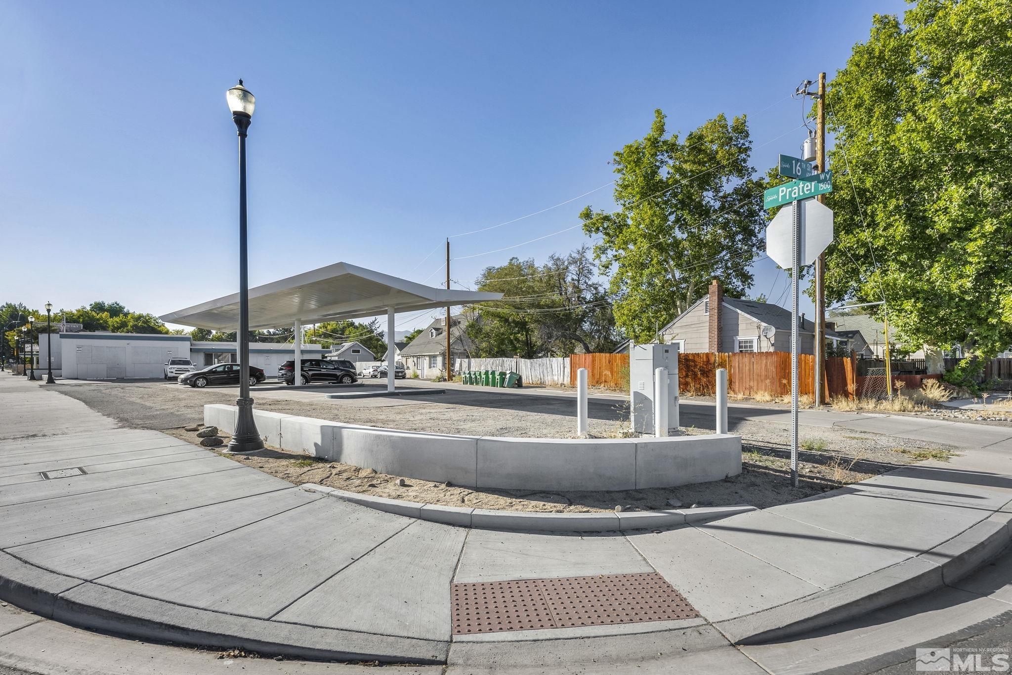 1640 & 1600 Prater Way
