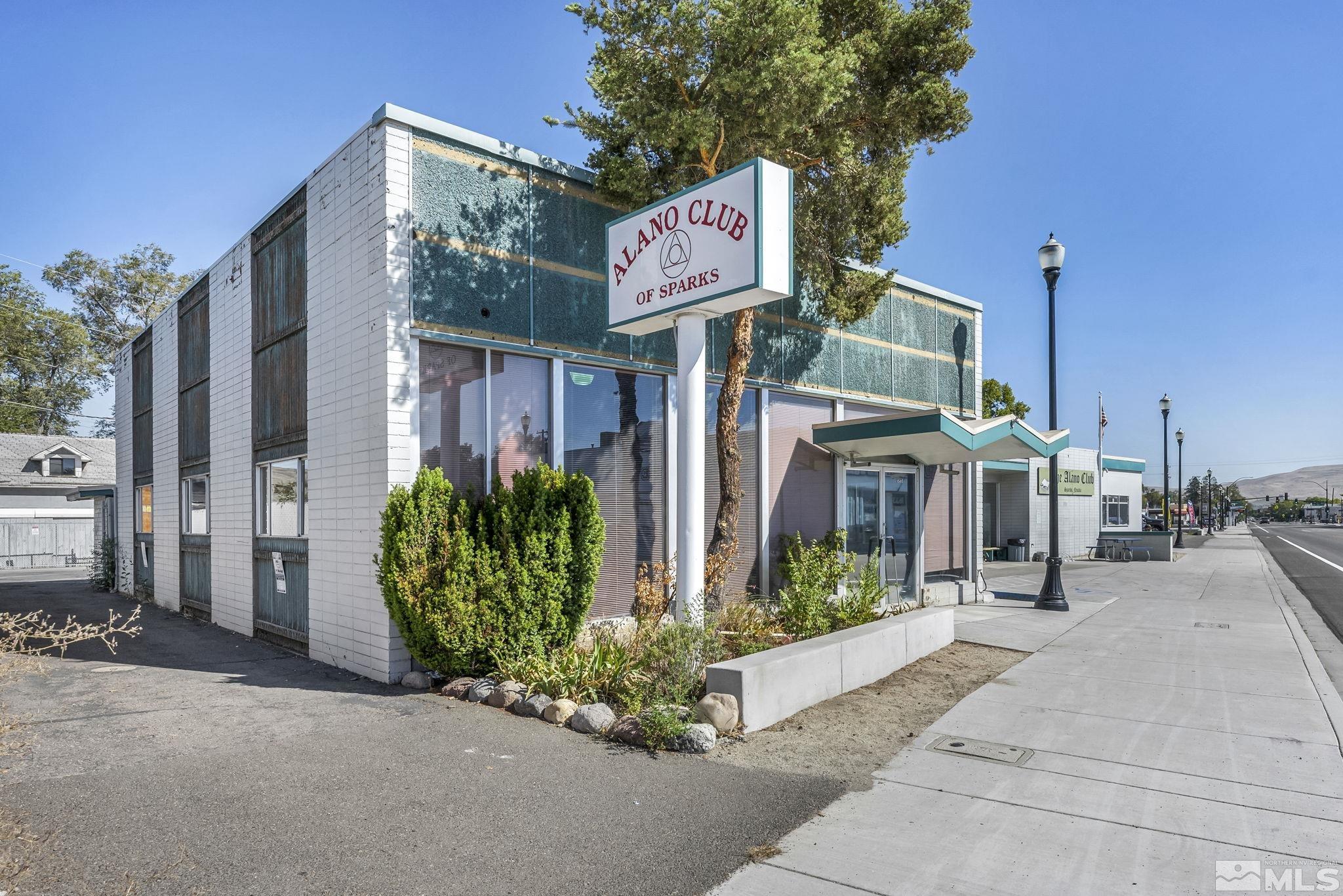 1640 & 1600 Prater Way