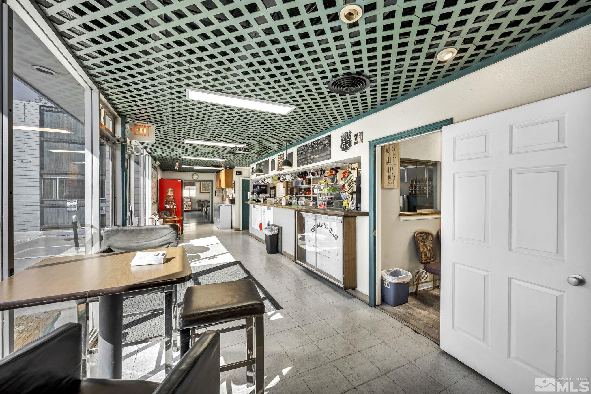 1640 & 1600 Prater Way