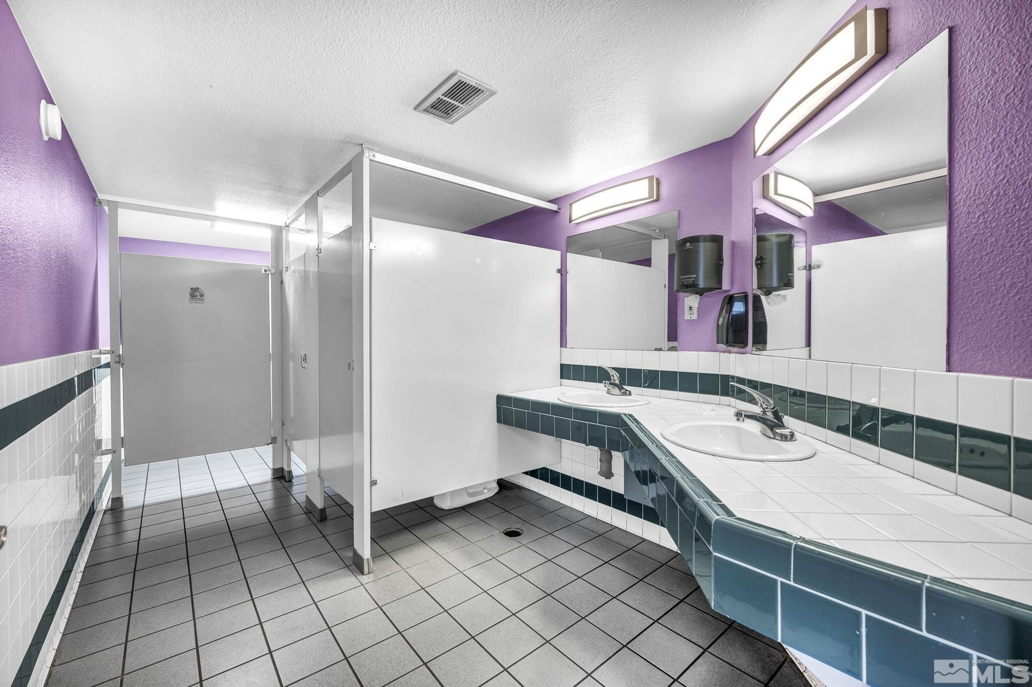 1640 & 1600 Prater Way