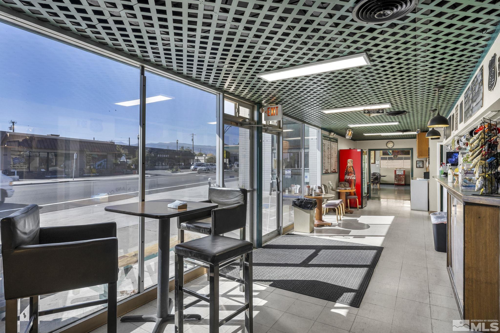 1640 & 1600 Prater Way