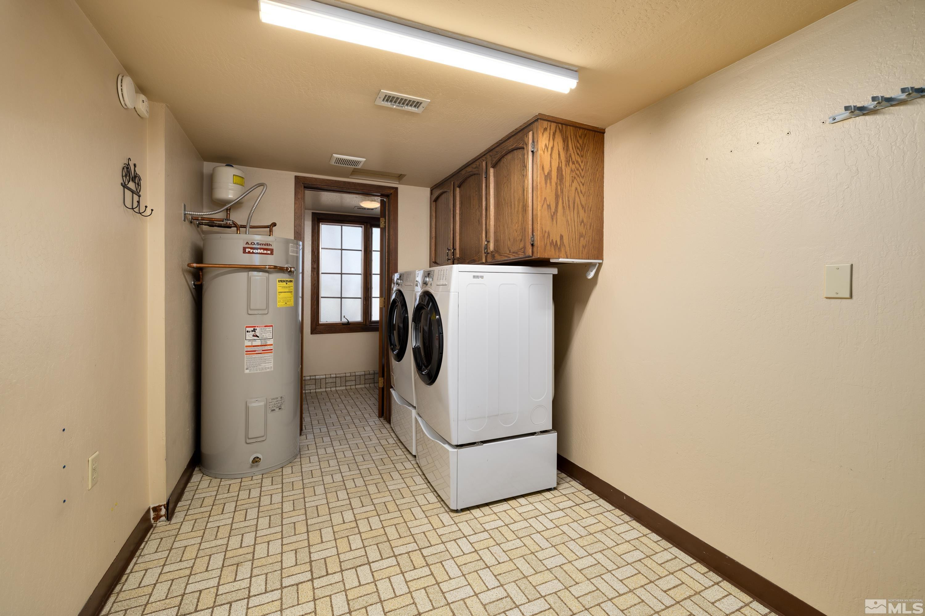 2840 Monterey Drive, ---