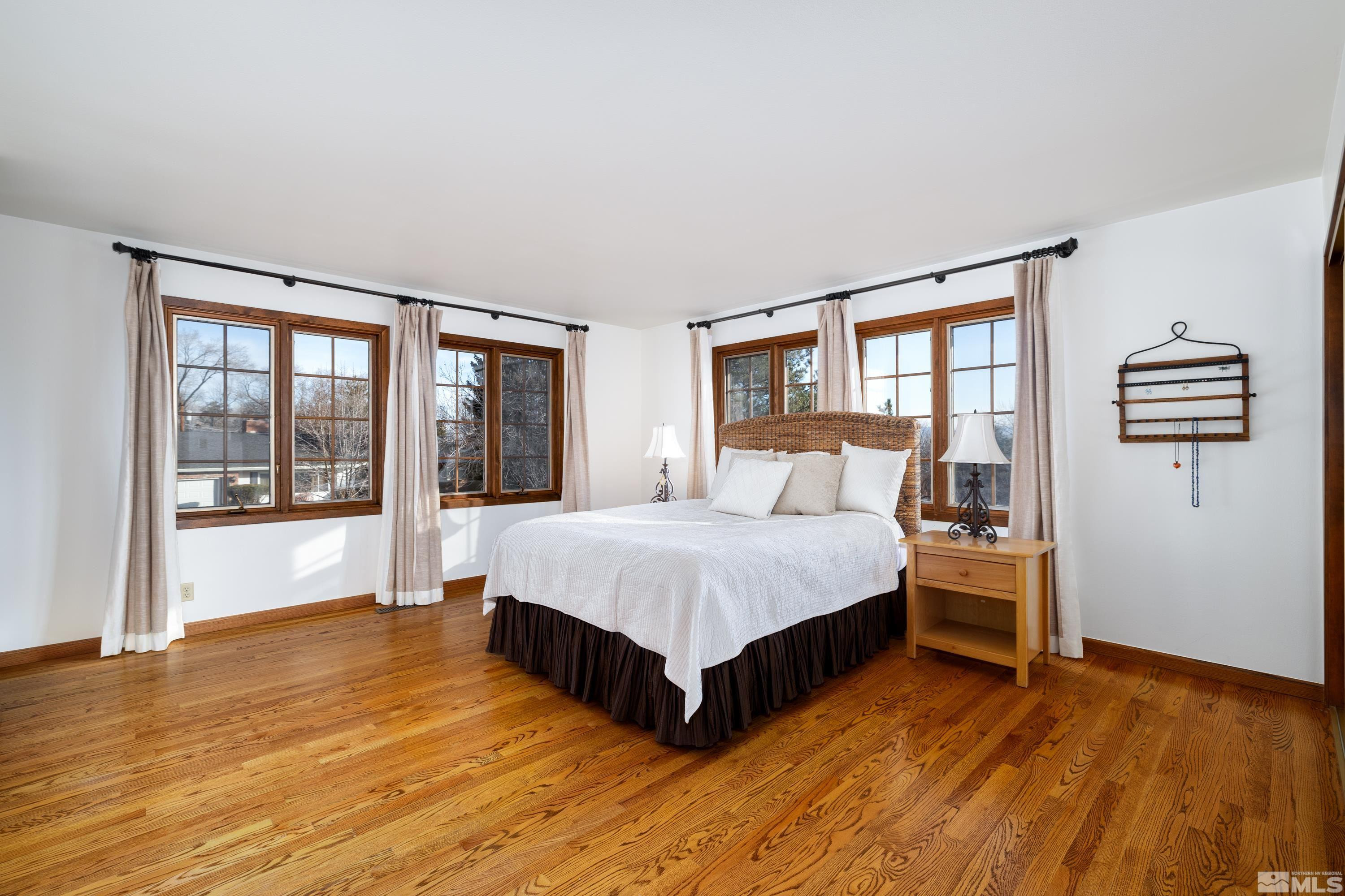 2840 Monterey Drive, ---