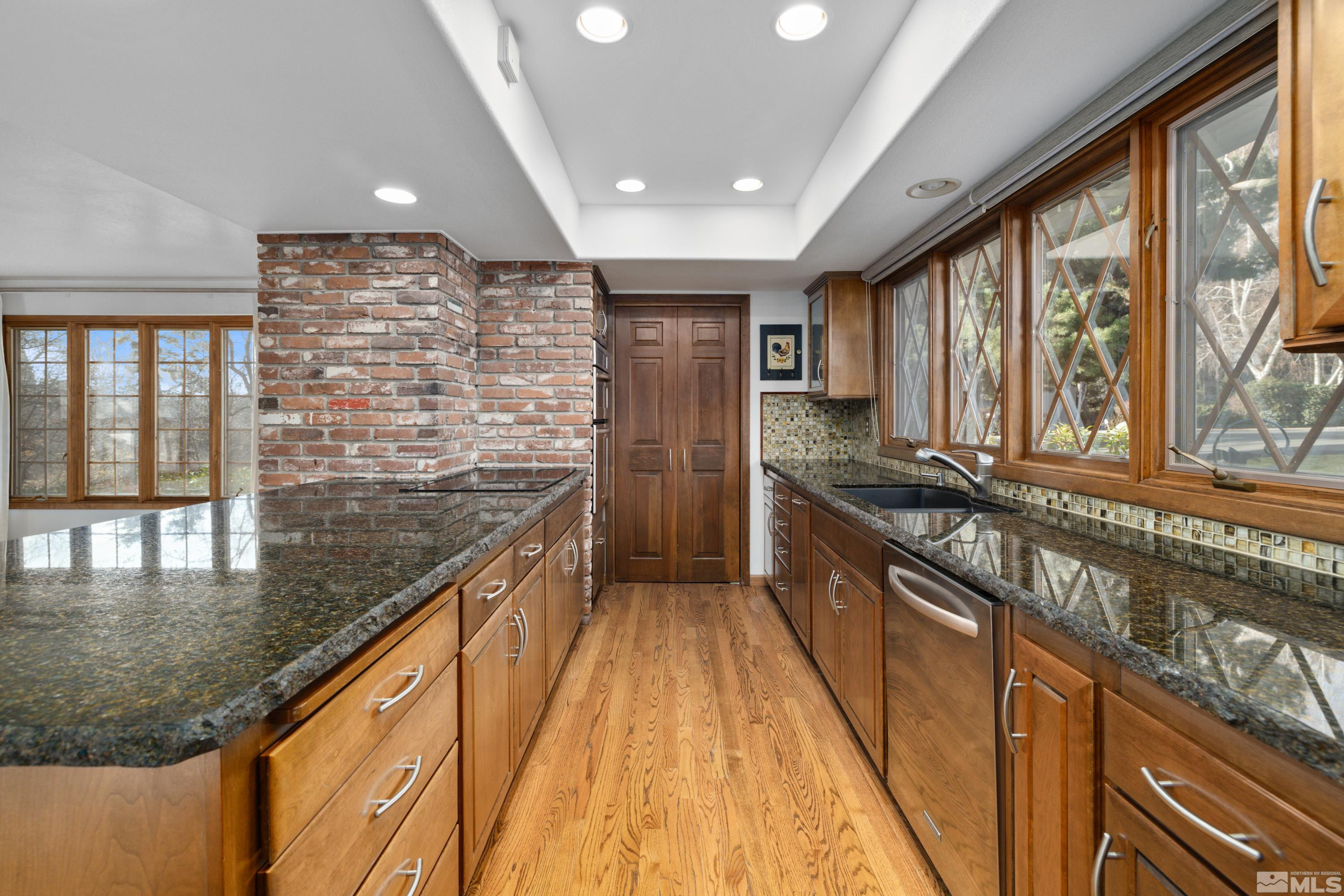 2840 Monterey Drive, ---