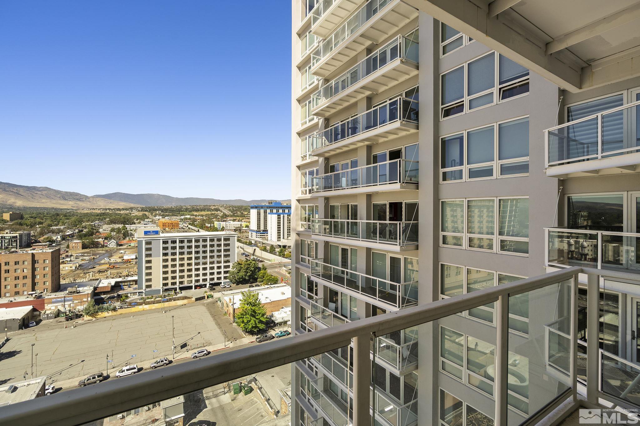 255 N Sierra Street, 1601