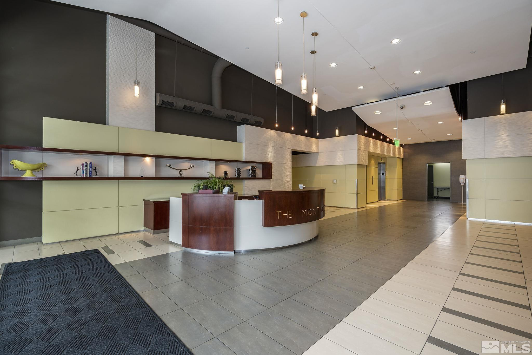 255 N Sierra Street, 1601