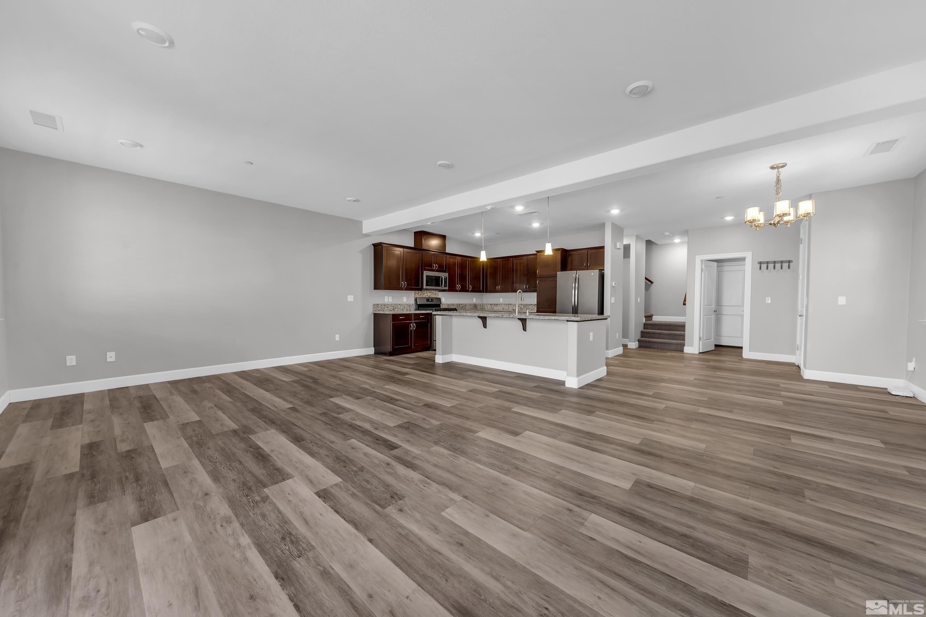 1925 Dark Horse Rd. Unit: C