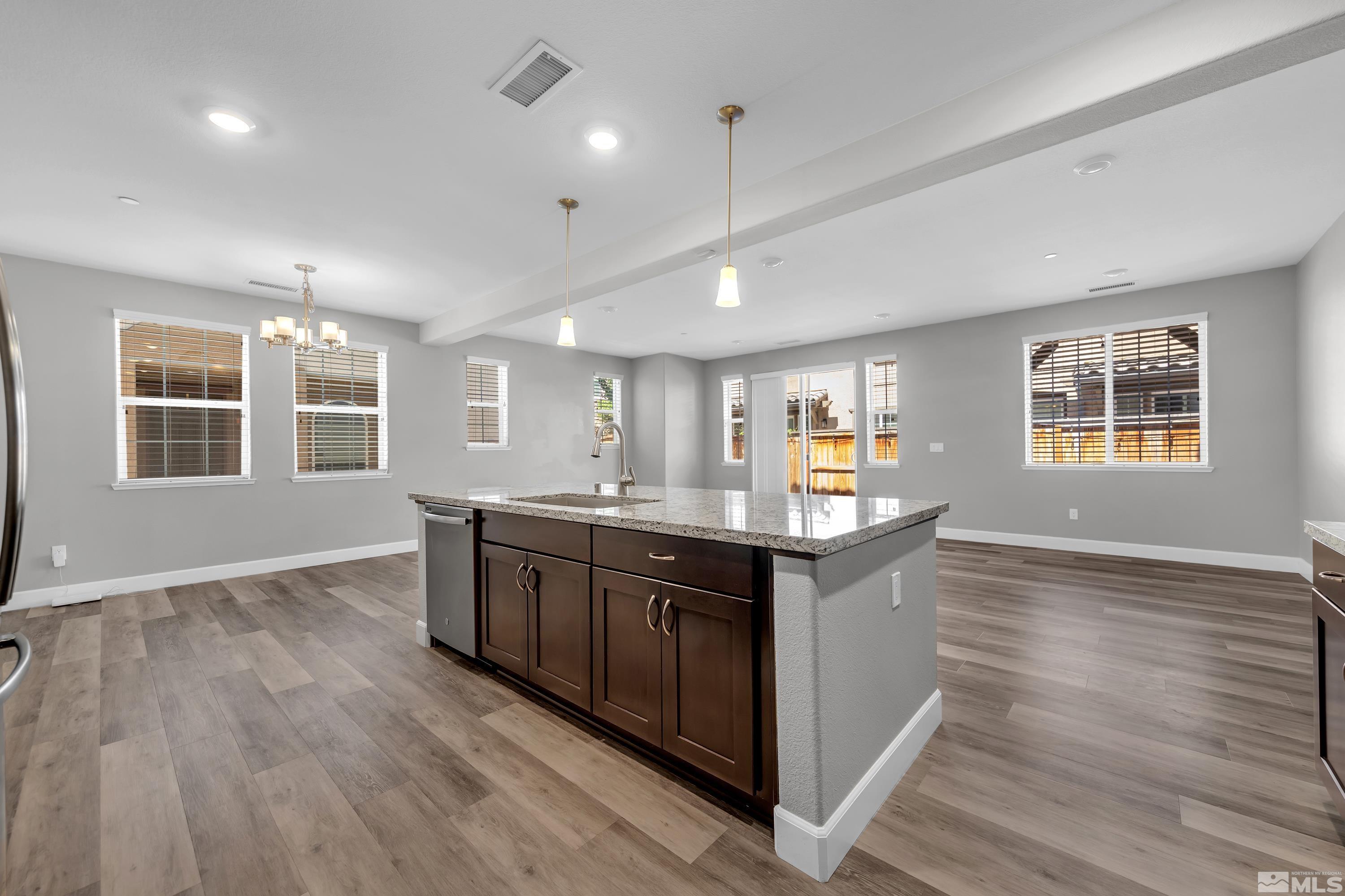 1925 Dark Horse Rd. Unit: C