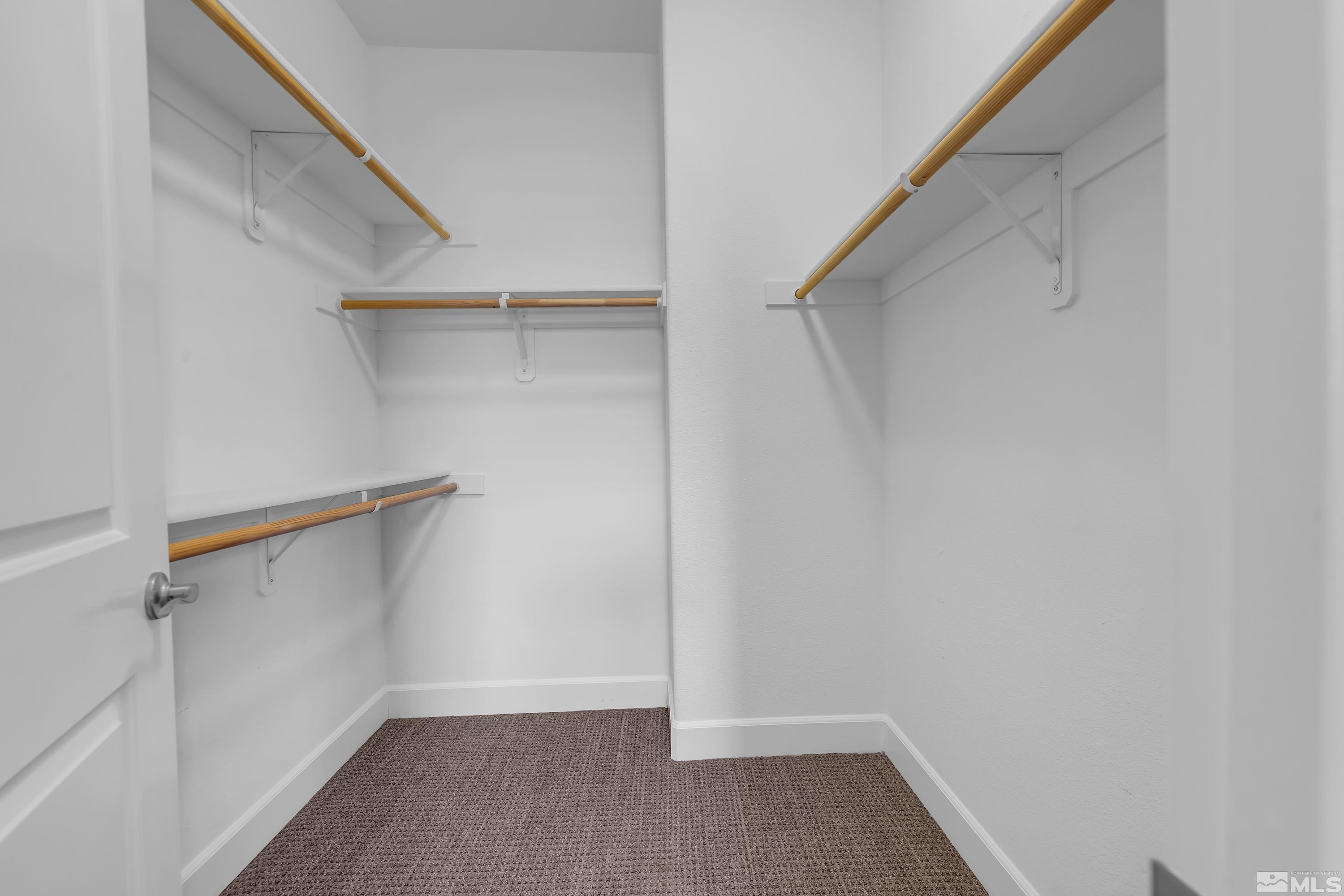 1925 Dark Horse Rd. Unit: C