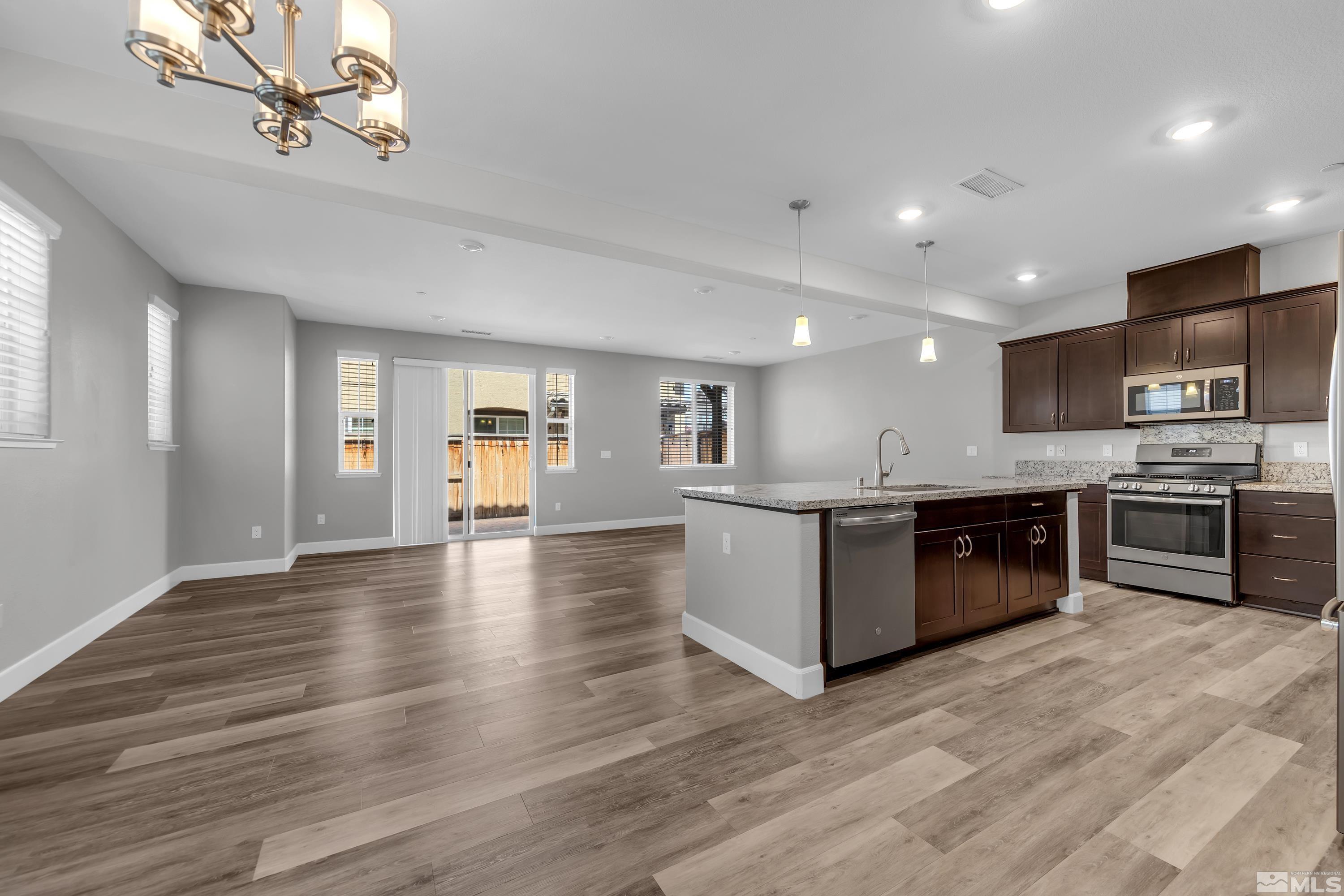 1925 Dark Horse Rd. Unit: C