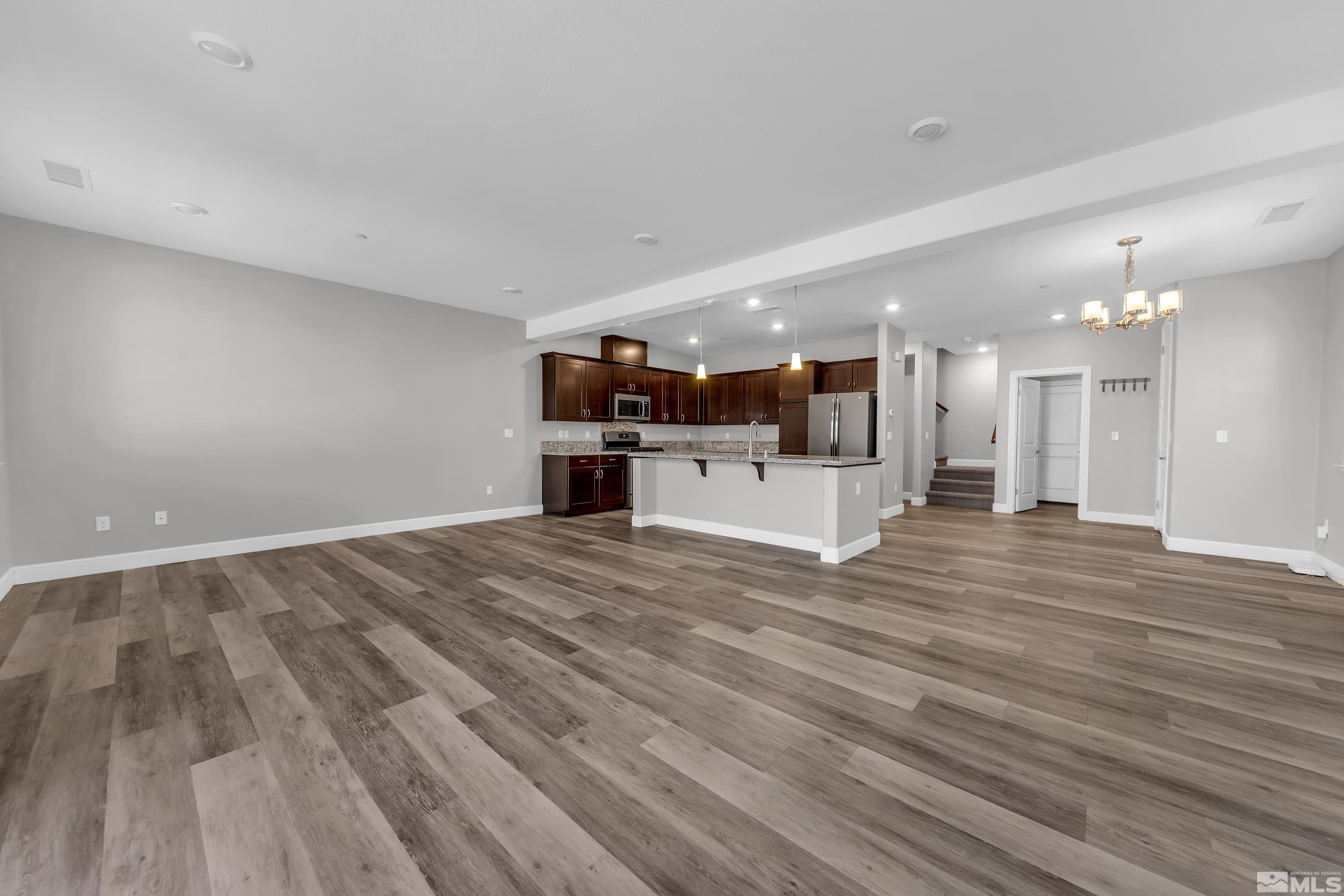 1925 Dark Horse Rd. Unit: C