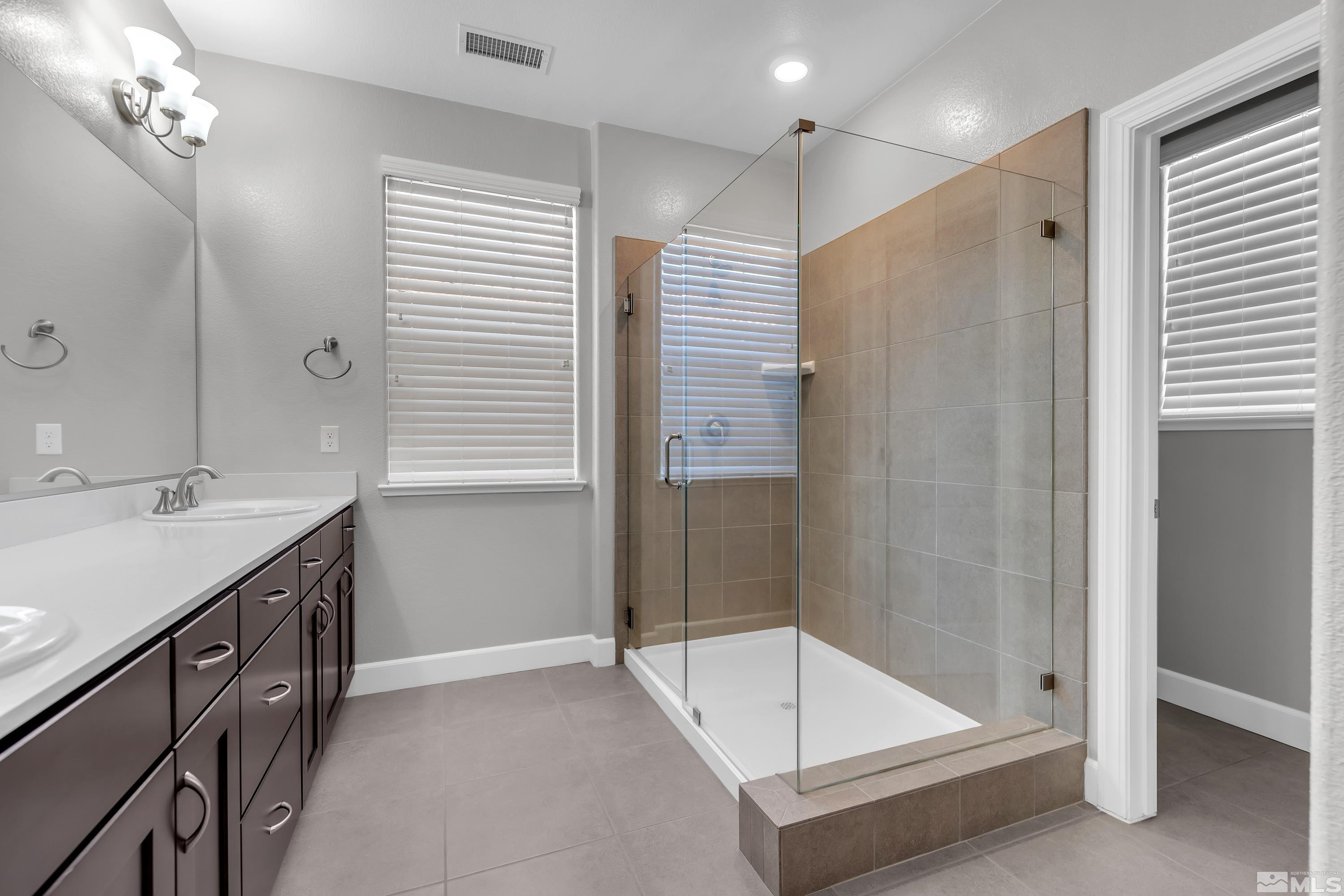 1925 Dark Horse Rd. Unit: C