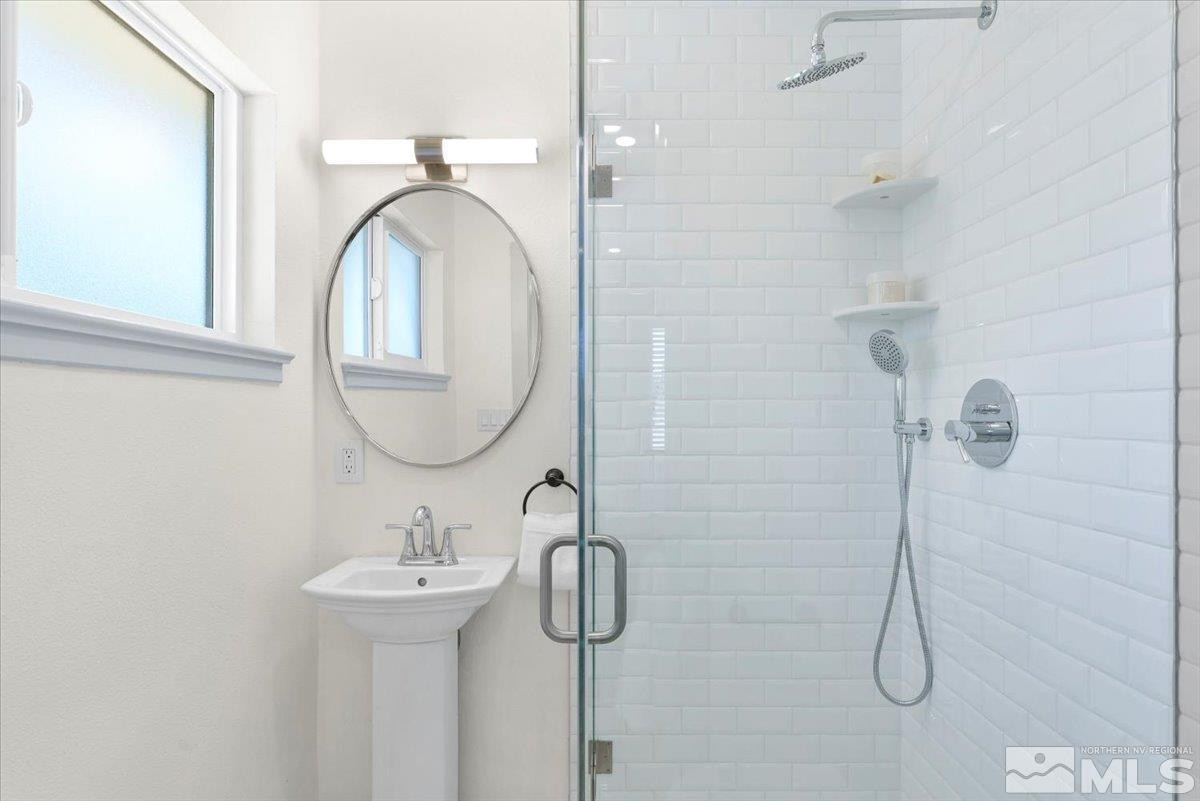 860 Hunter Lake Drive