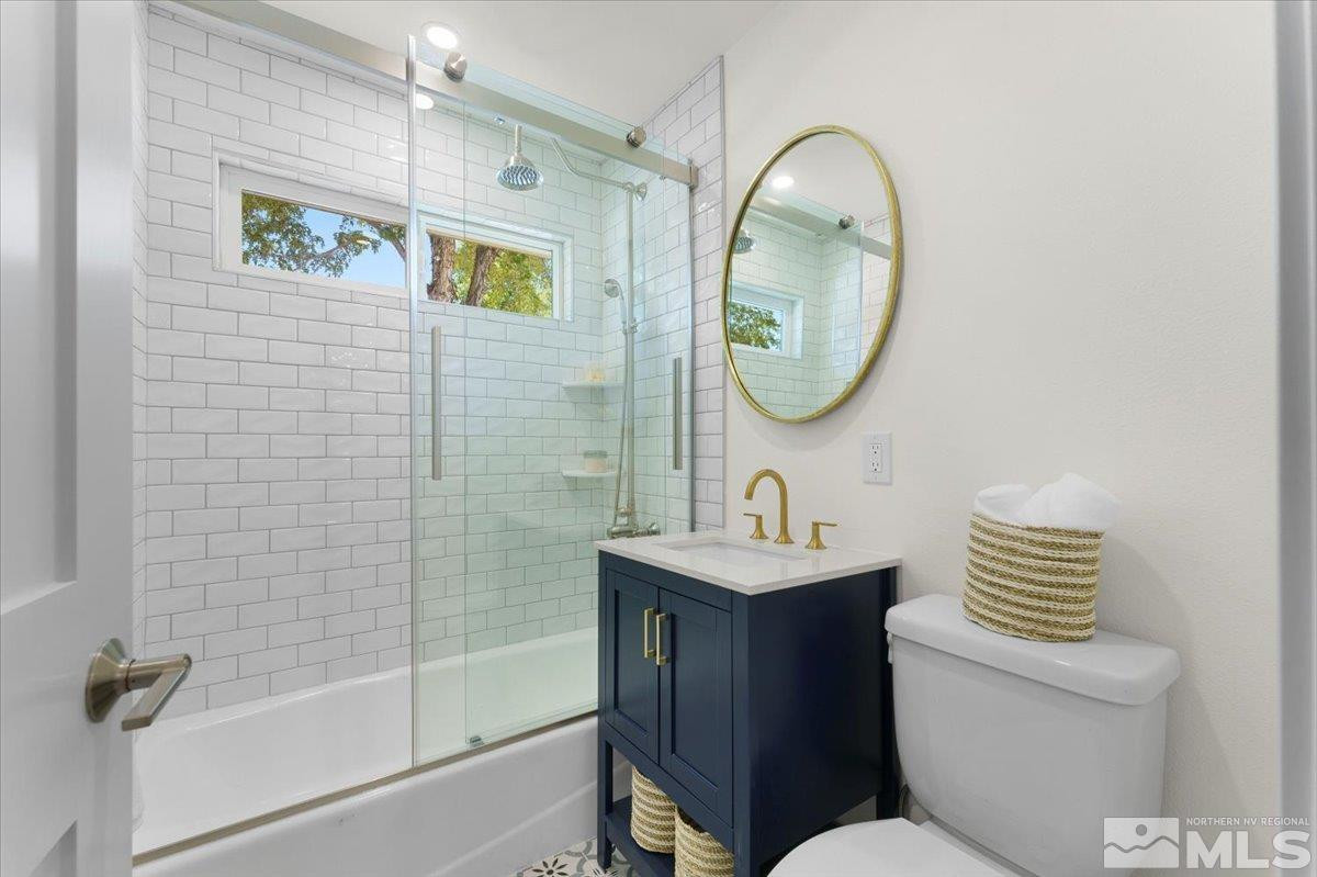 860 Hunter Lake Drive