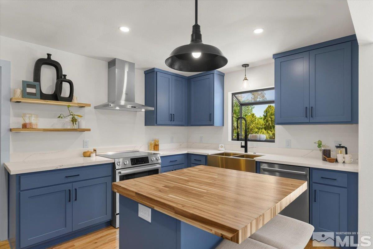 860 Hunter Lake Drive