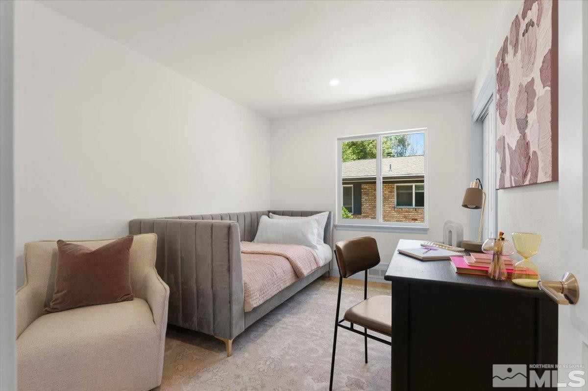 860 Hunter Lake Drive