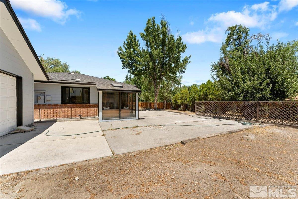 860 Hunter Lake Drive