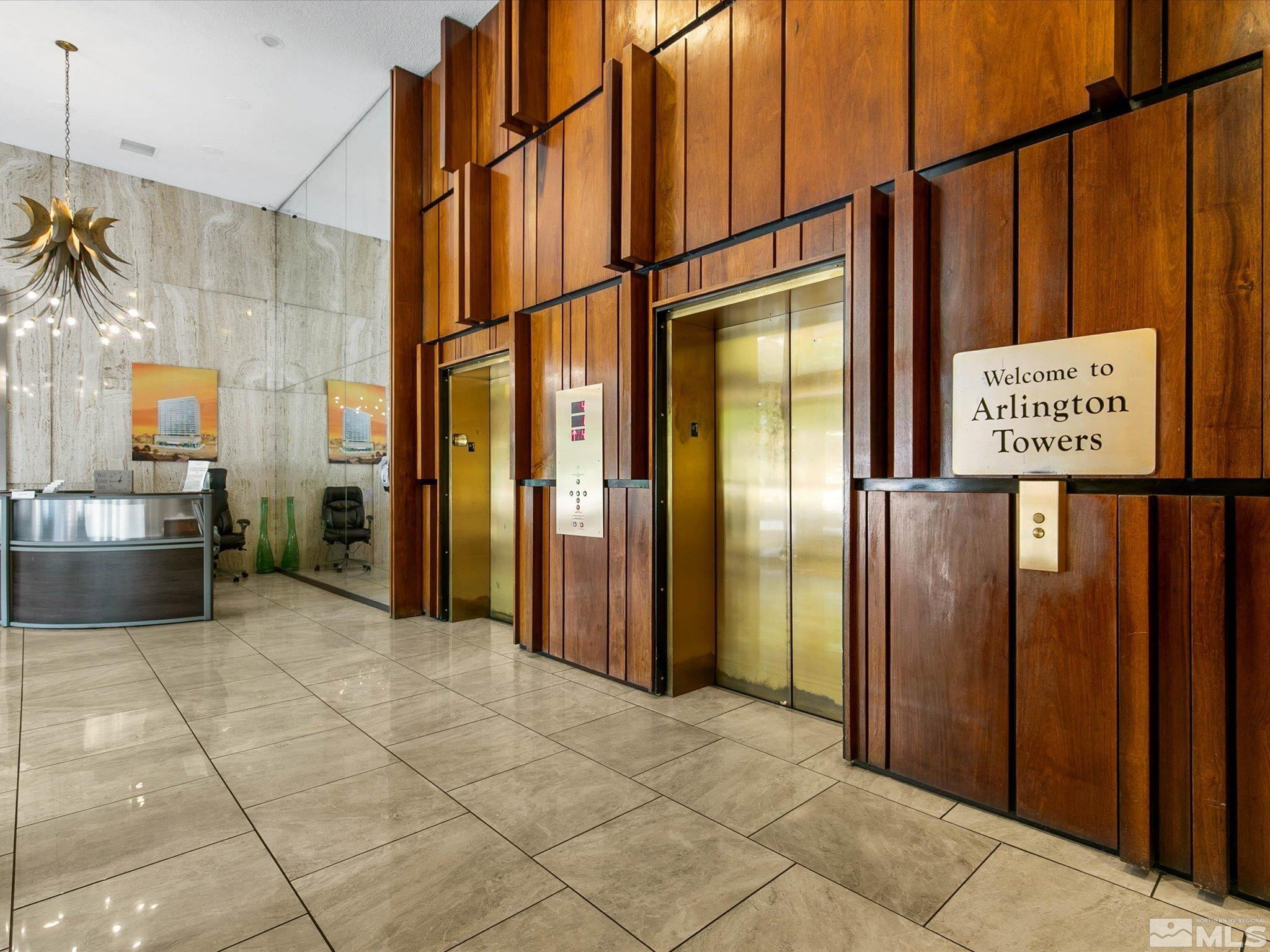 100 N Arlington Avenue, 11C