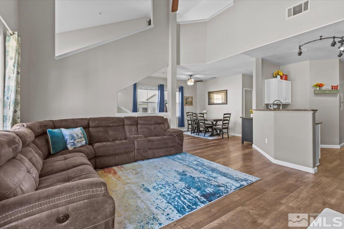 17000 Wedge Pkwy Unit: 3421