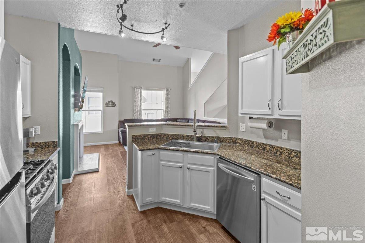 17000 Wedge Pkwy Unit: 3421