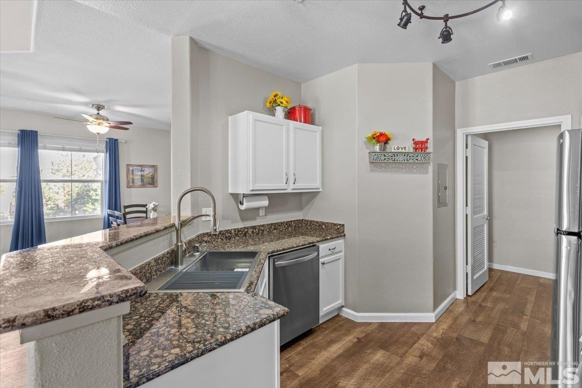 17000 Wedge Pkwy Unit: 3421