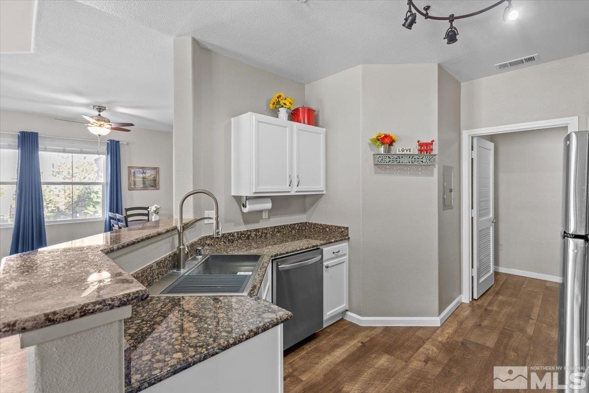 17000 Wedge Pkwy Unit: 3421