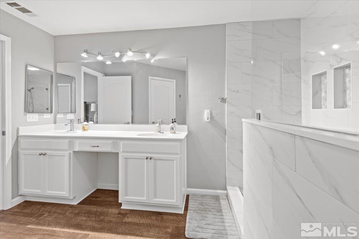 17000 Wedge Pkwy Unit: 3421