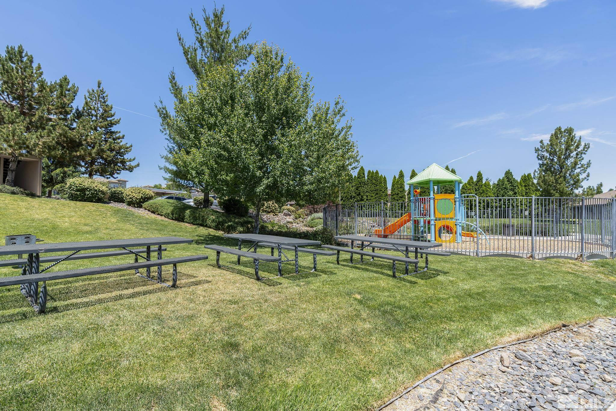 6850 Sharlands Ave Unit: 1098