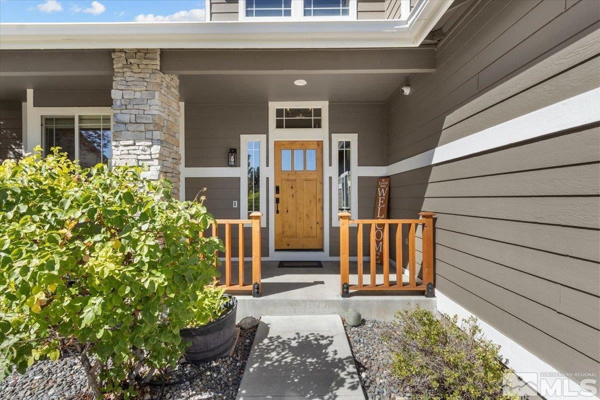 921 S University Park Loop