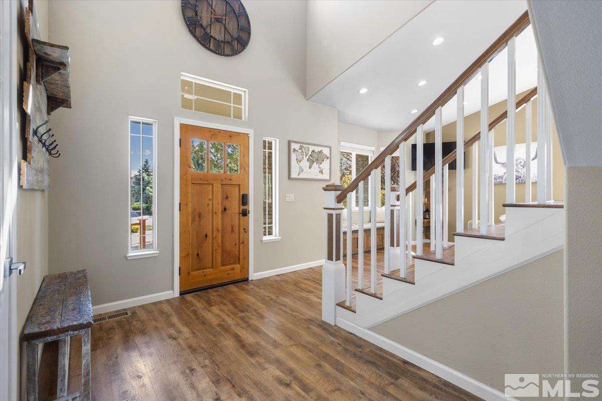 921 S University Park Loop