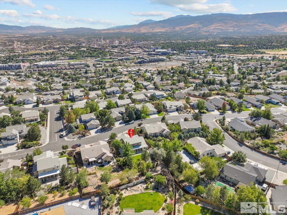 921 S University Park Loop