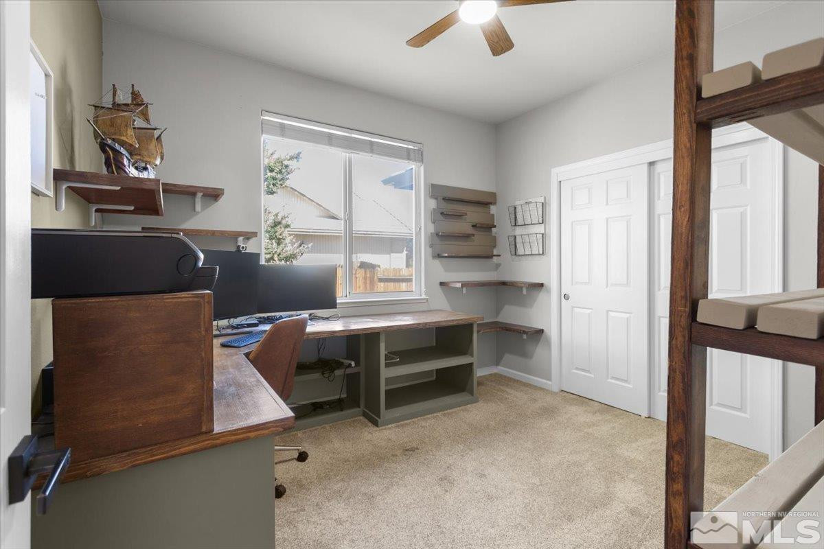 921 S University Park Loop