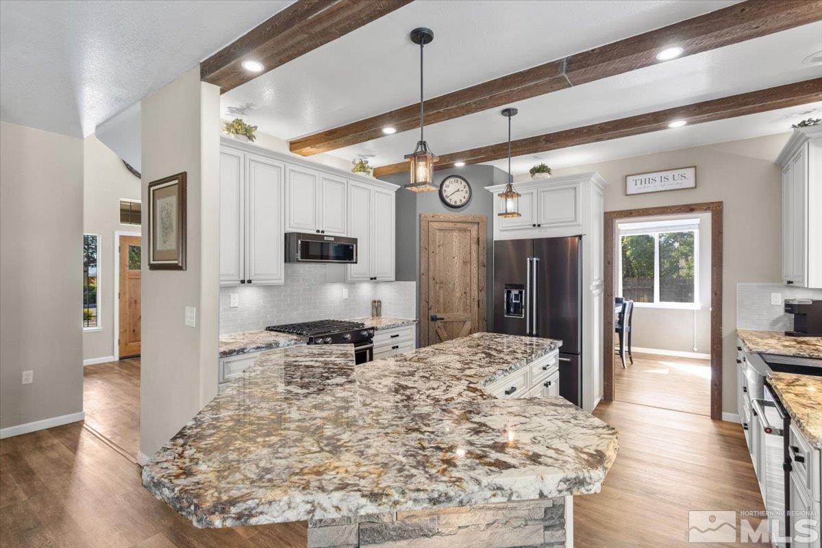 921 S University Park Loop