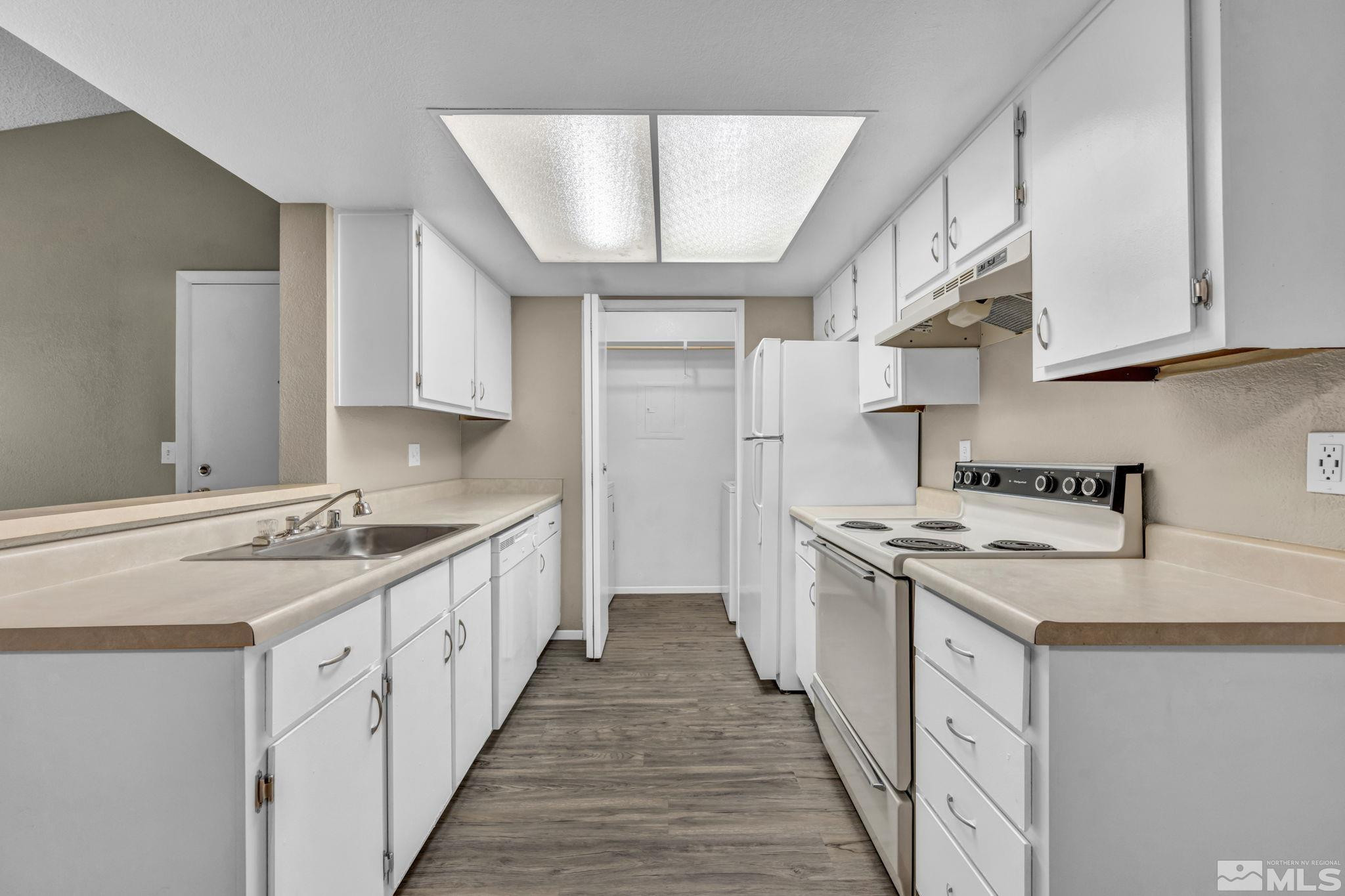 530 E Patriot Blvd AKA 7680 Bluestone Unit: 400