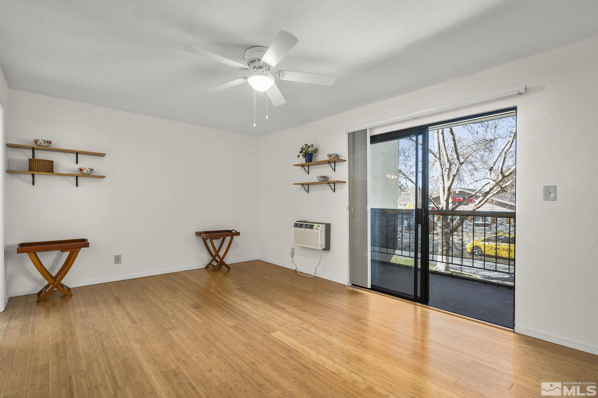 2450 Lymbery Street, 206