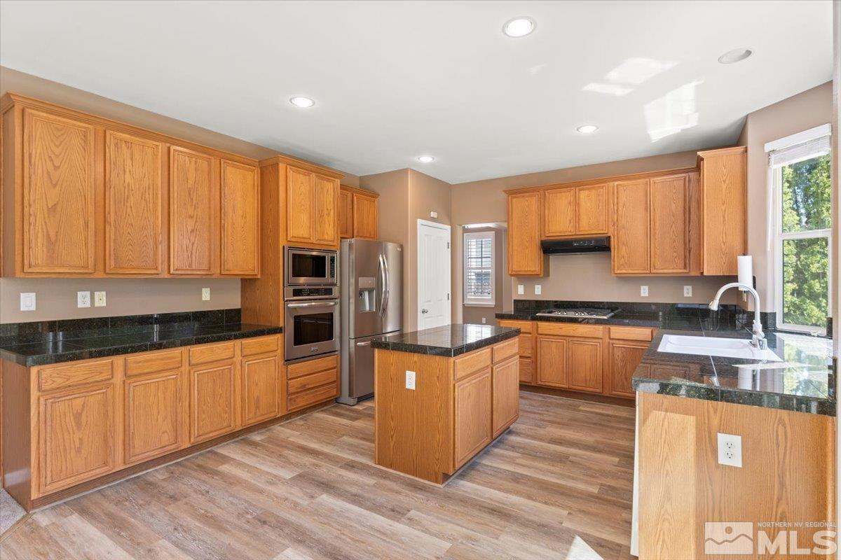 2920 Blue Grouse Drive