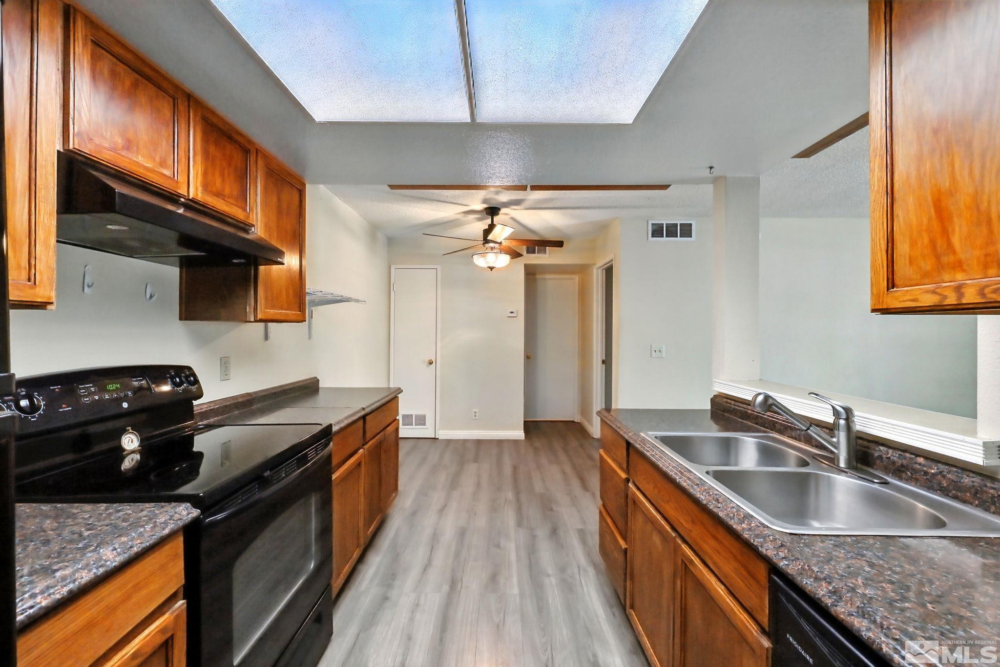 530 E Patriot Way, C121