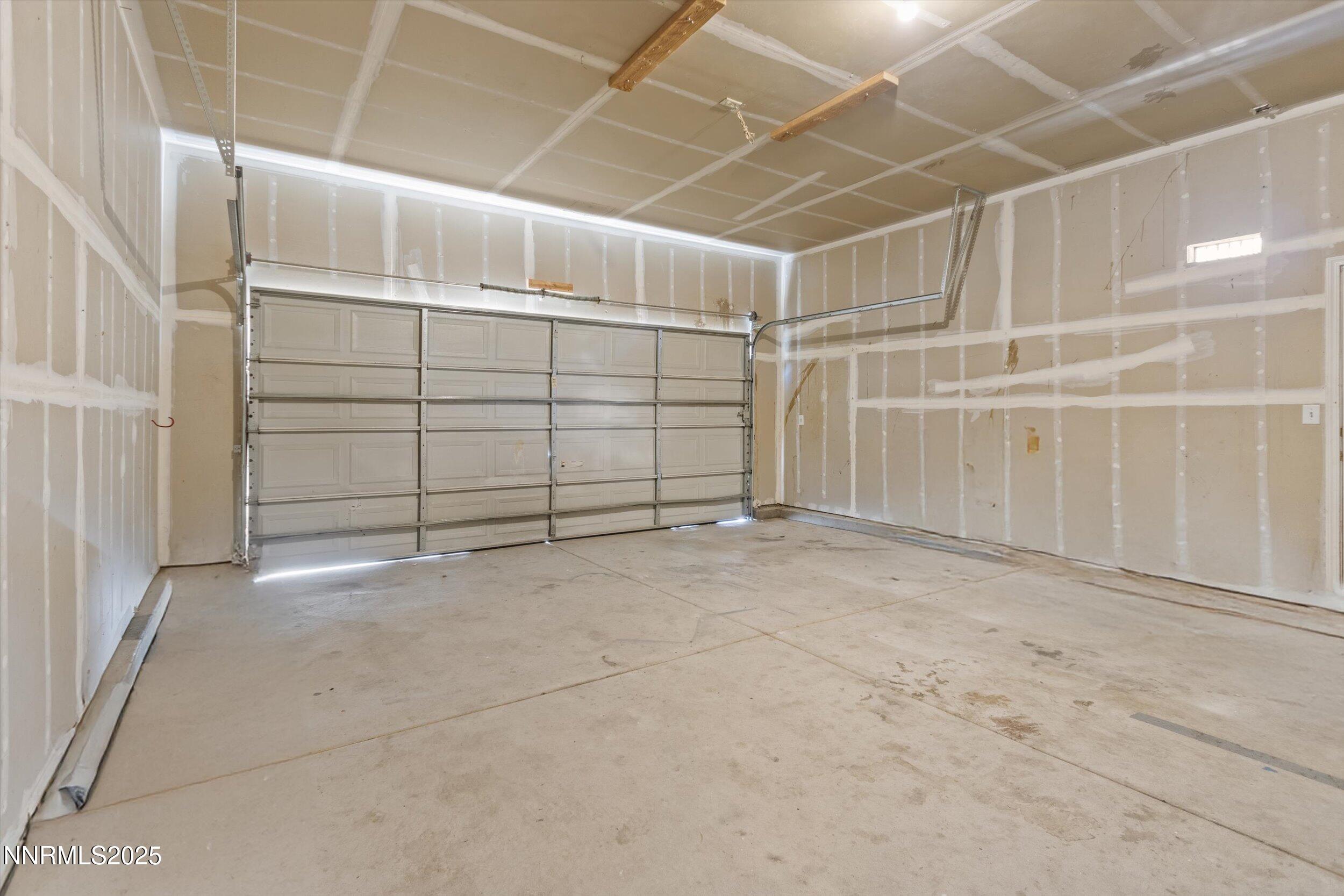 1270 Shadow Lane